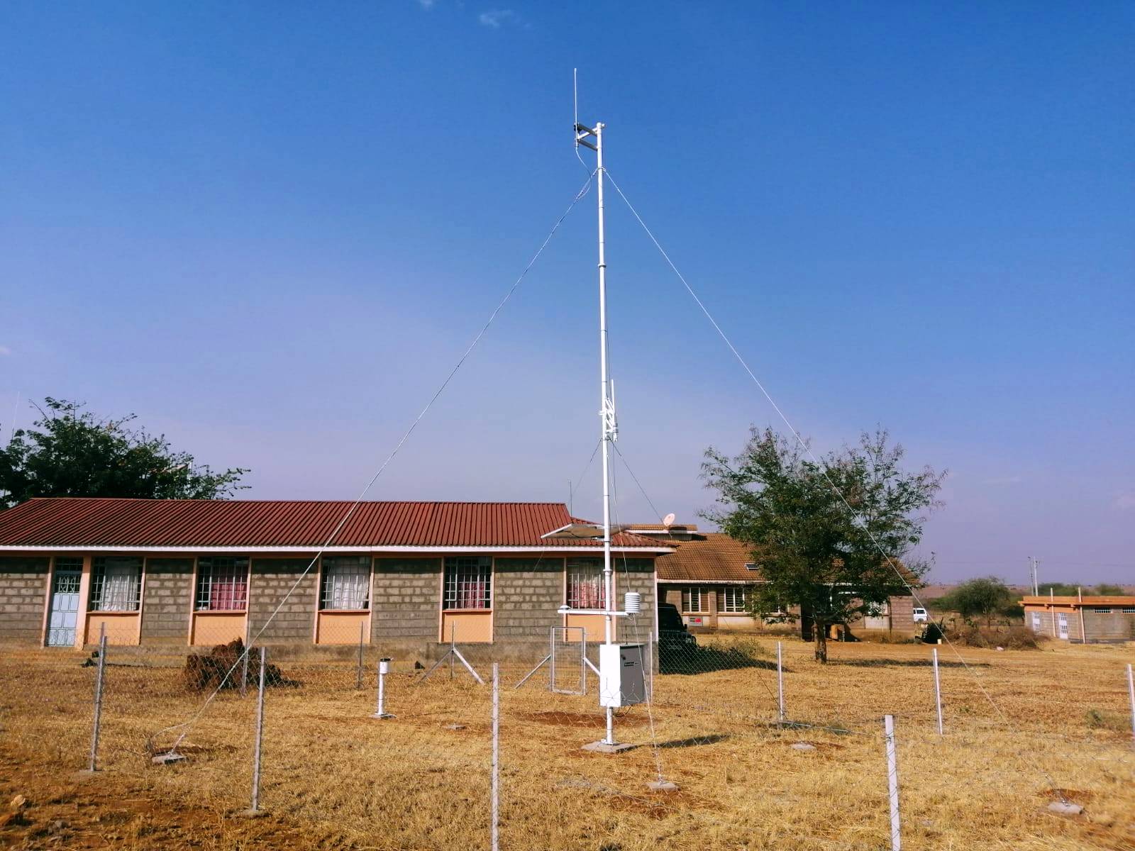 MicroStep-MIS | Tiltable Stainless Steel Meteorological Mast (10 metres)