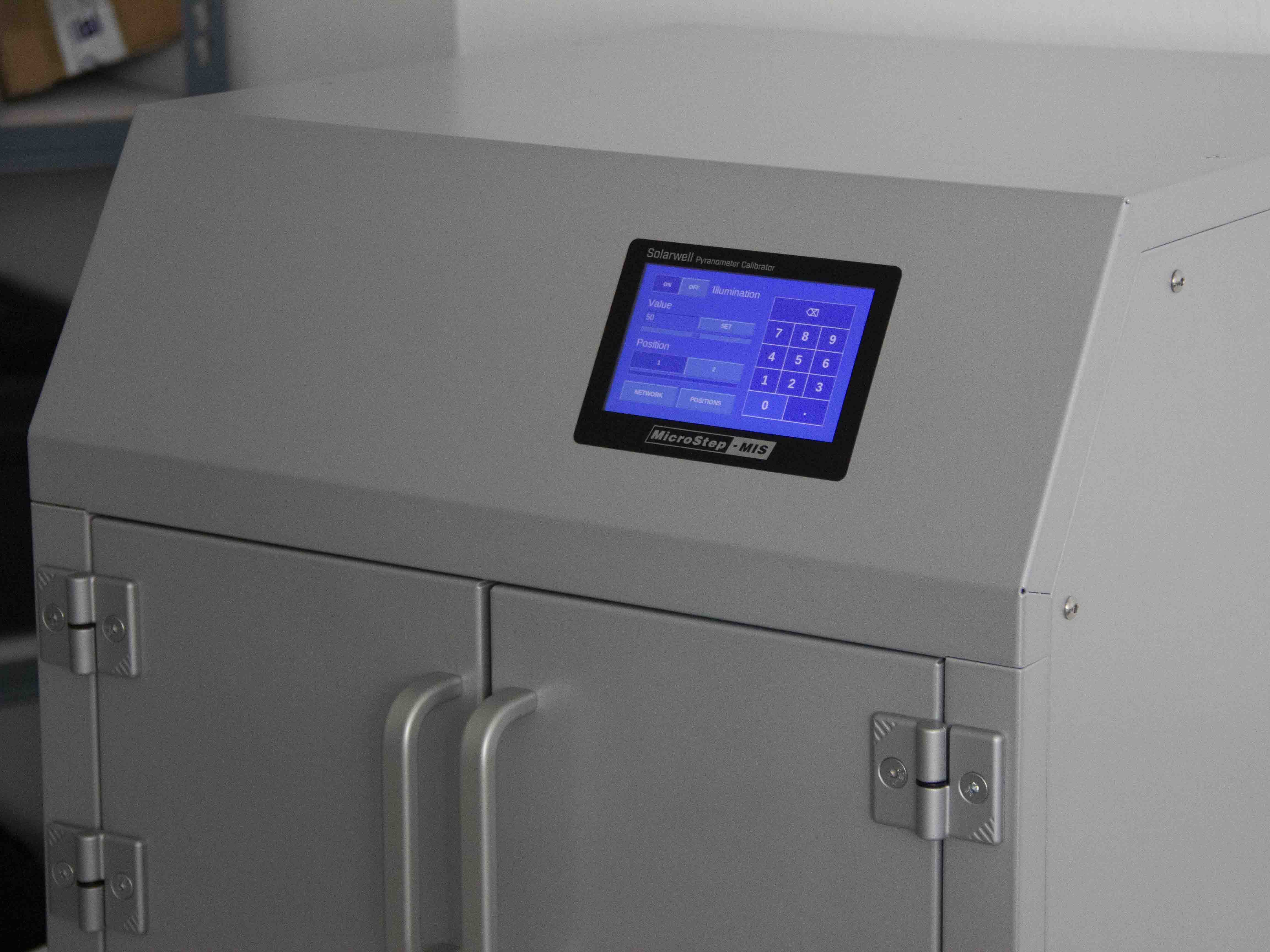 MicroStep-MIS | SolarWell Pyranometer Calibrator