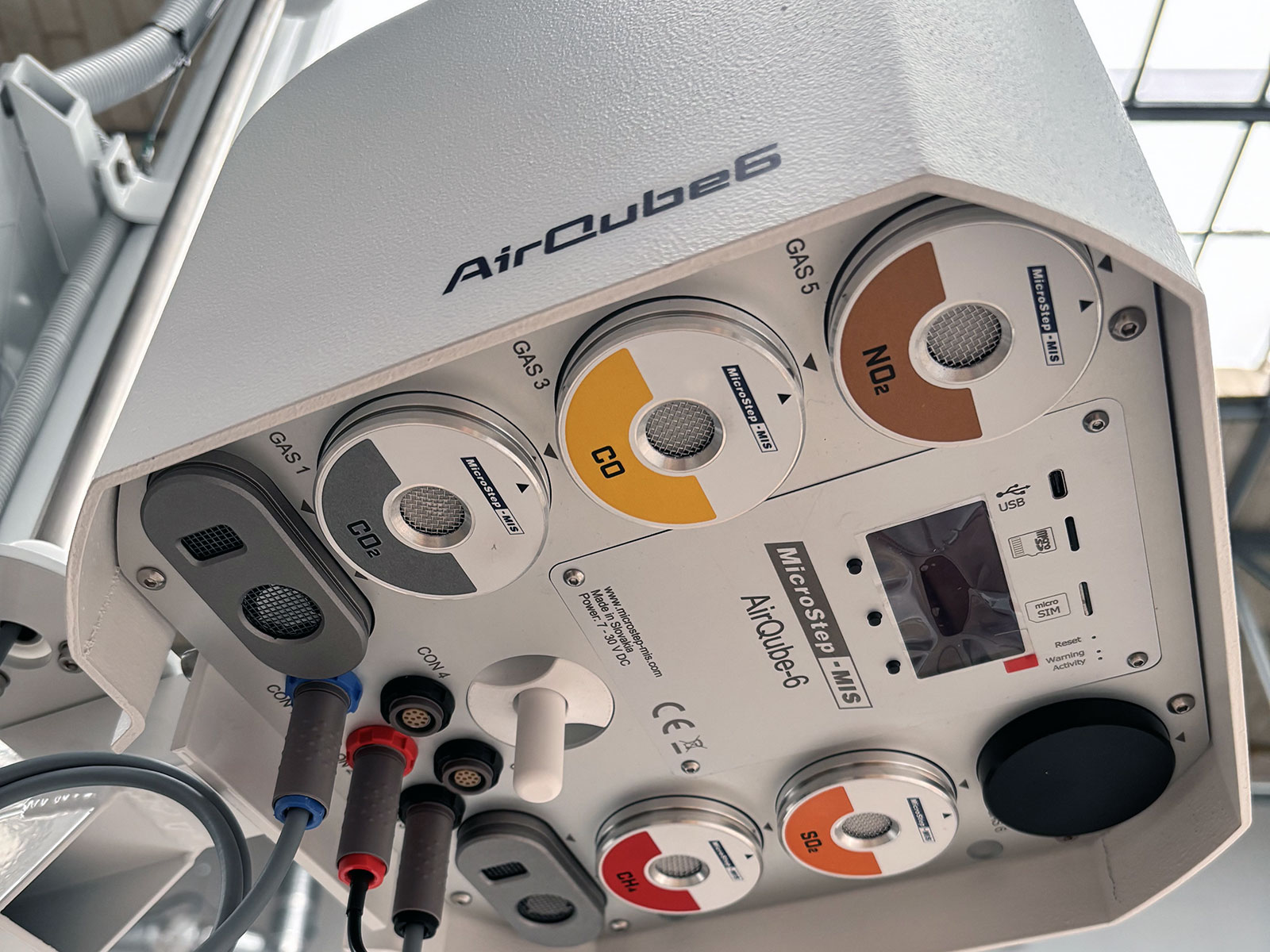 MicroStep-MIS | Near Reference Air Quality Monitor AirQube6